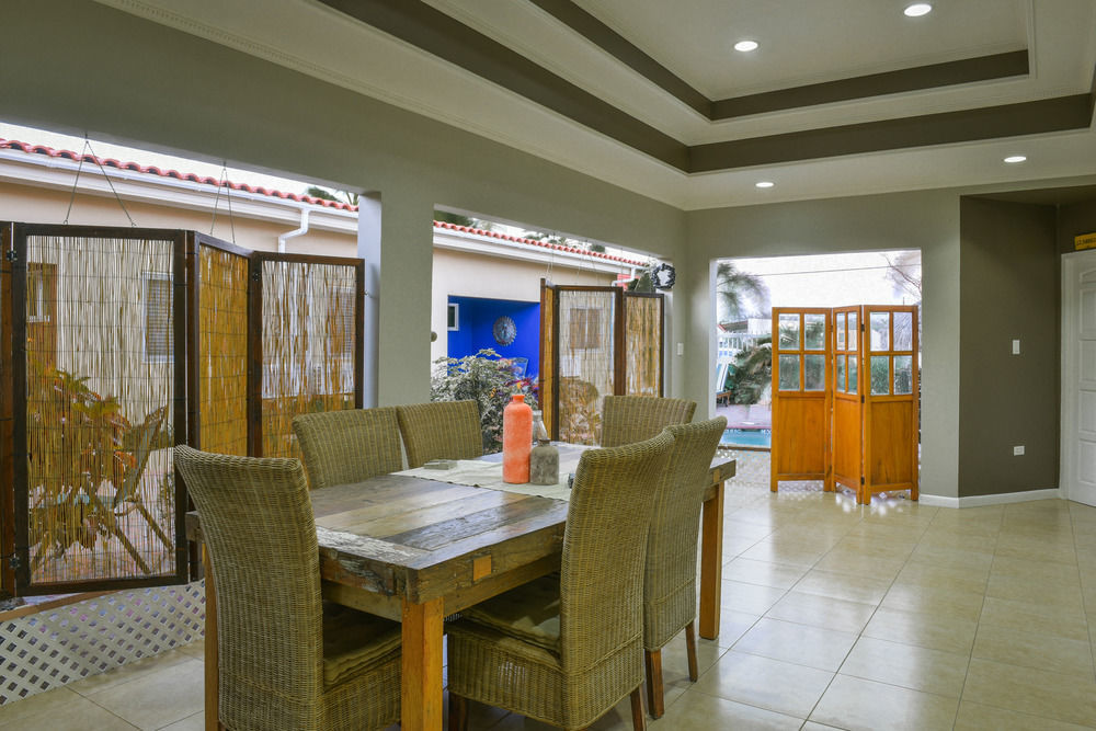 פאלם ביץ' Little Paradise Aruba Vacation Apartments מראה חיצוני תמונה
