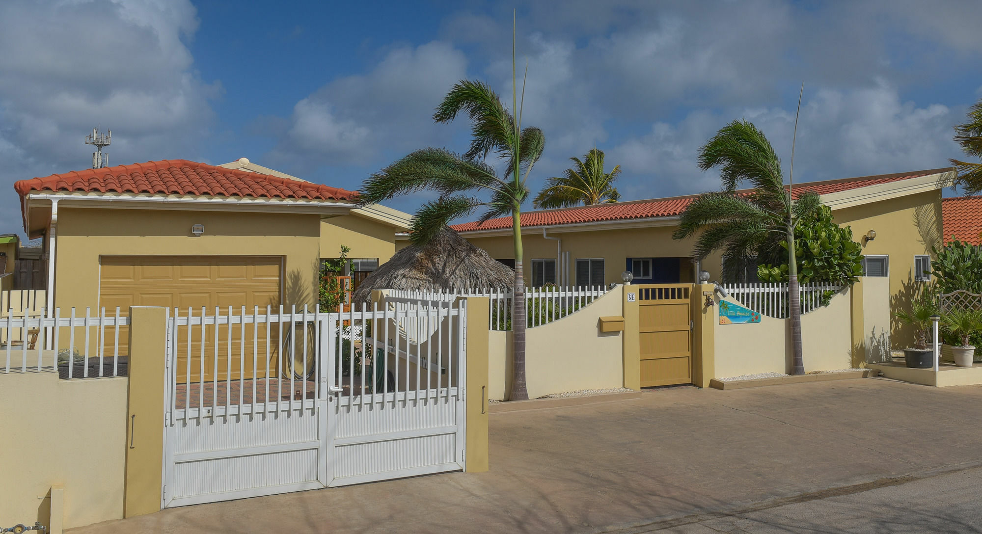 פאלם ביץ' Little Paradise Aruba Vacation Apartments מראה חיצוני תמונה
