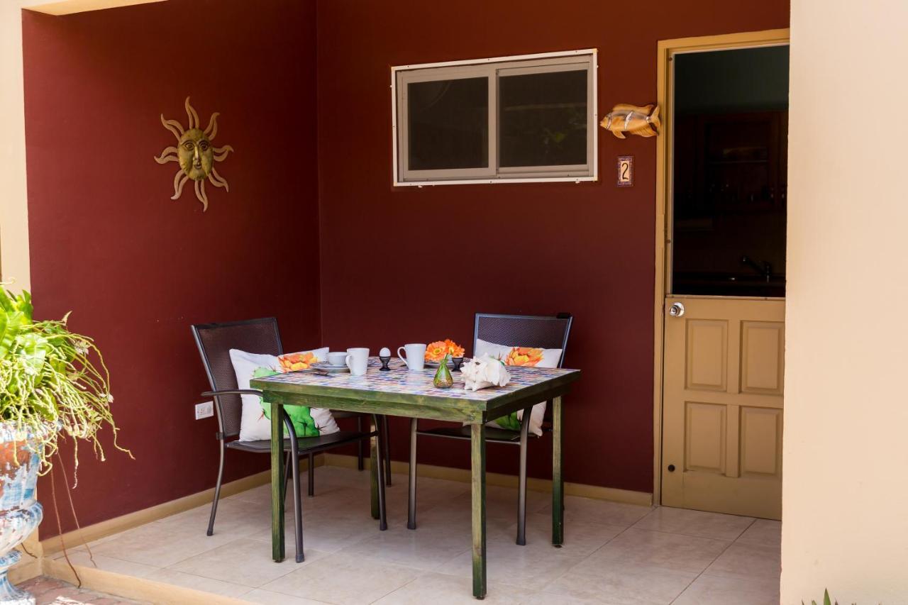 פאלם ביץ' Little Paradise Aruba Vacation Apartments מראה חיצוני תמונה
